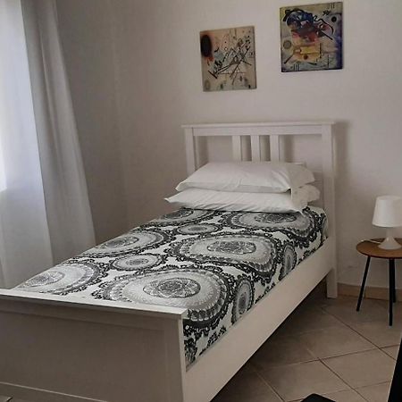 Civico 16A - Apartment - With Private Parking กวาร์ตู ซานเตเลนา ภายนอก รูปภาพ