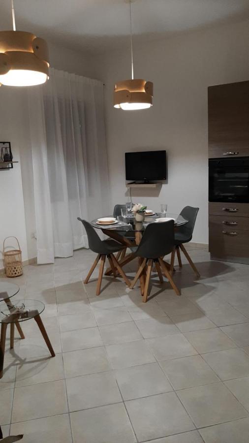 Civico 16A - Apartment - With Private Parking กวาร์ตู ซานเตเลนา ภายนอก รูปภาพ
